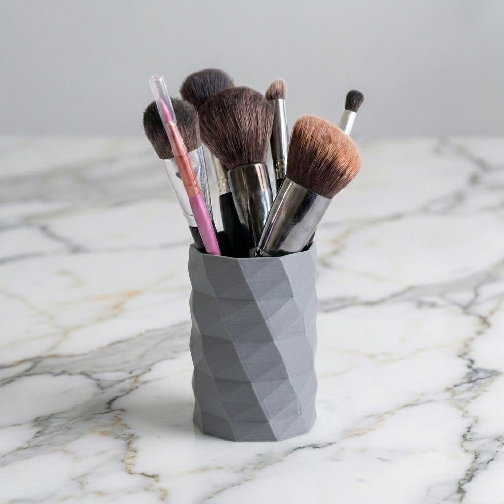 Low Poly Design Multipurpose Desk Organizer for Makeup Brushes, Pencils, Home Office