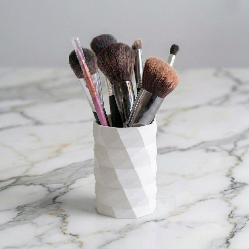 Low Poly Design Multipurpose Desk Organizer for Makeup Brushes, Pencils, Home Office